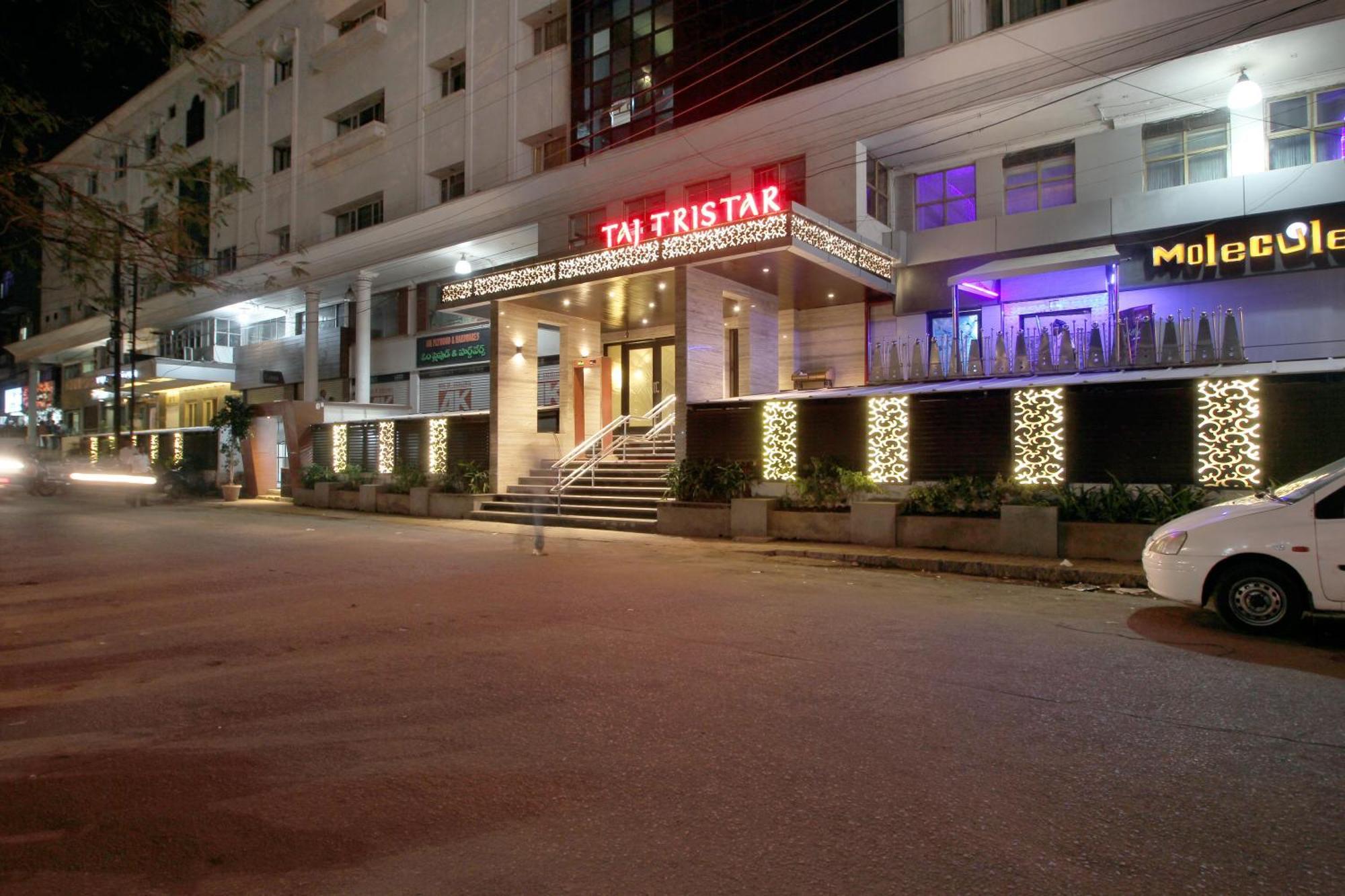 Taj Tristar Hotell Hyderabad Exteriör bild